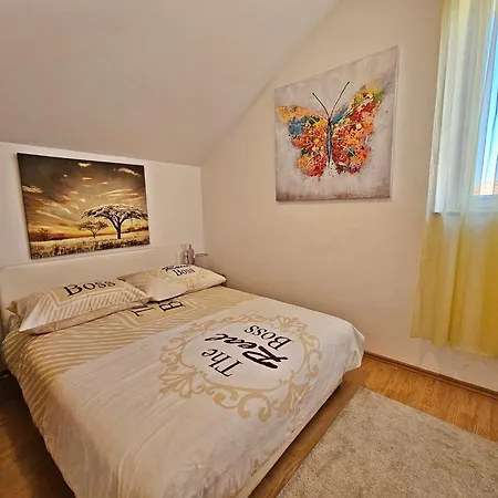 Apartments Moni 2 Split Exterior photo